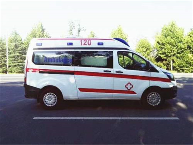 青湖路街道救护车出租服务案例6